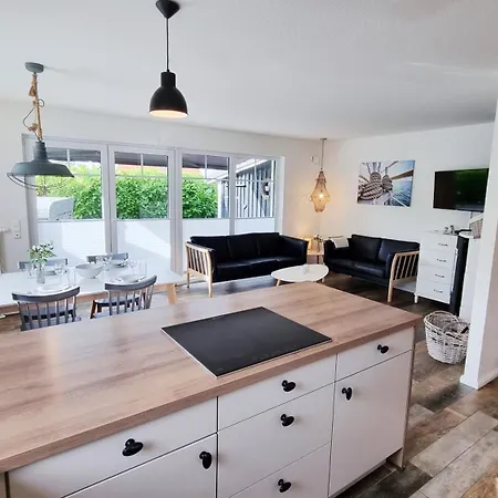 Ferienhaushaelfte Lieblingsplatz Prázdninový dům Blekendorf